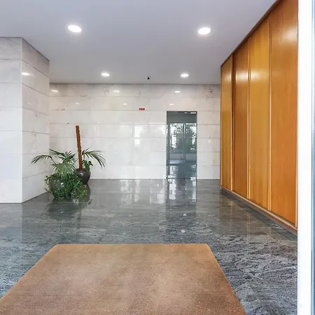 Telheiras Premium By Homing Apartment