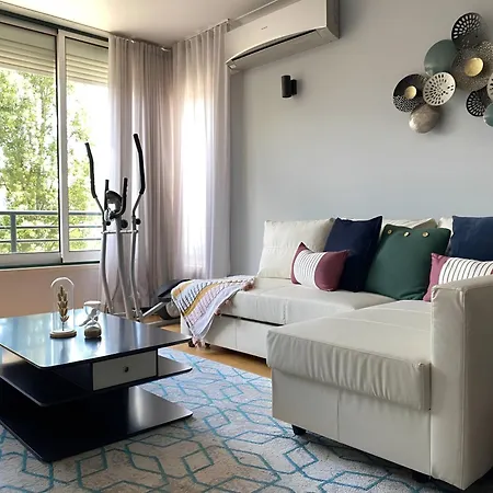 Telheiras Premium By Homing Apartment *